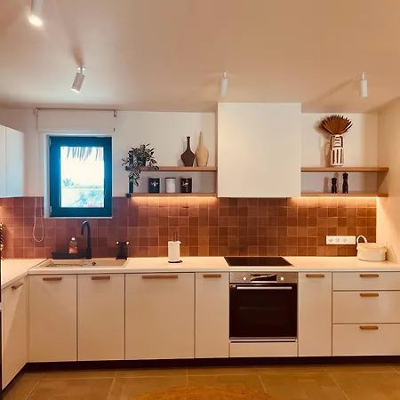 Villa Naya Pool & Garden View *